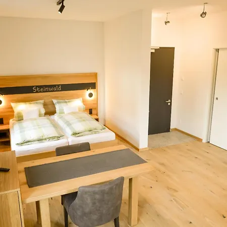 Hoera'S Apartments Hammerbergblick Munchberg Room photo